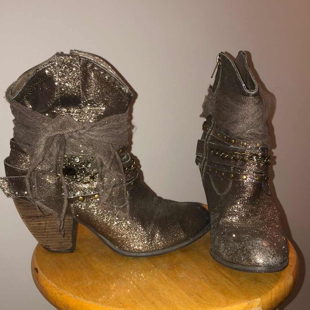 Buckle Boots
